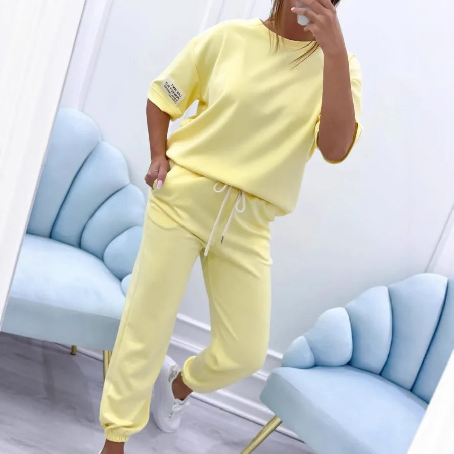 Almira - Comfortable Lounge Set