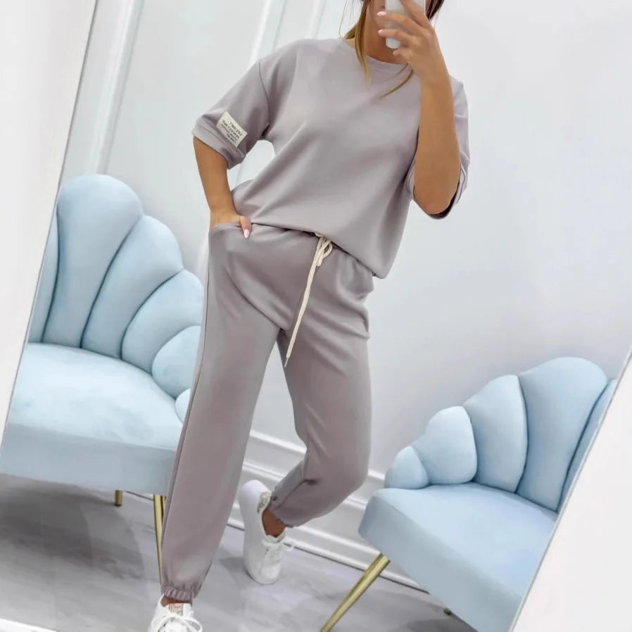Almira - Comfortable Lounge Set